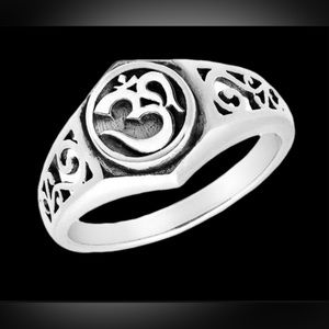 NWOT Spiritual Om or Aum Symbol w/ Filigree Accents Sterling Silver Ring Size 7